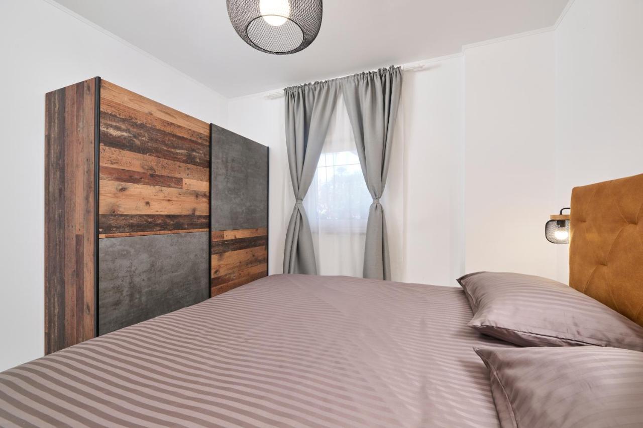 Apartments Dolcea Umag Ngoại thất bức ảnh
